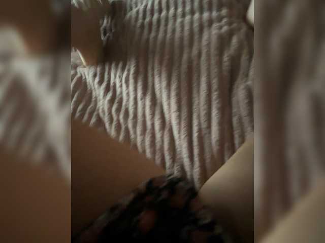 Avrora09 live cam on BongaCams