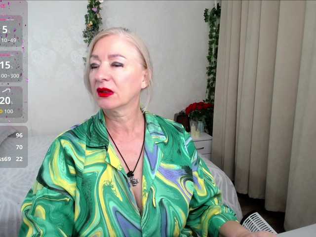 hunters-woman live cam on BongaCams