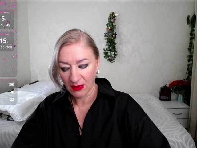 hunters-woman cam belle