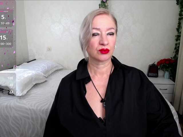 hunters-woman live cam on BongaCams