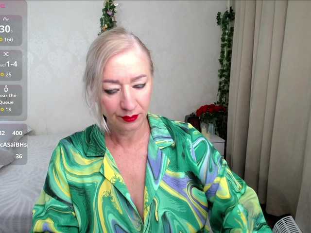 hunters-woman live cam on BongaCams