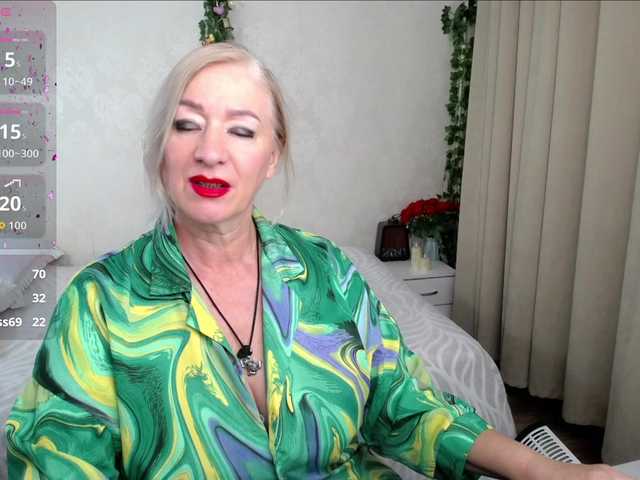 hunters-woman live cam on BongaCams