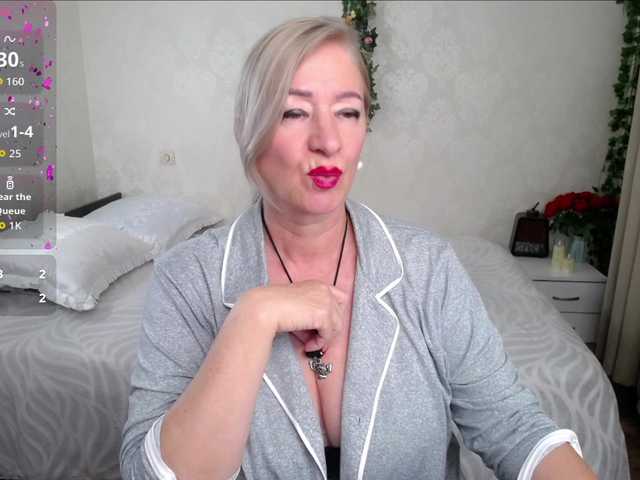 hunters-woman live cam on BongaCams