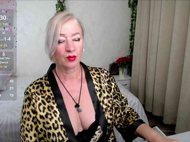 hunters-woman webcam