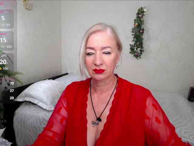 hunters-woman webcam