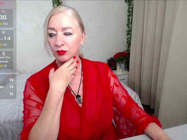 hunters-woman webcam