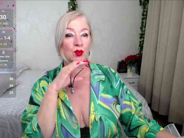 hunters-woman webcam