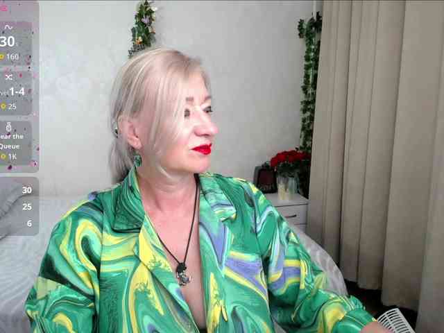 hunters-woman webcam