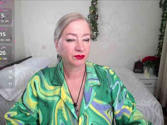 hunters-woman webcam
