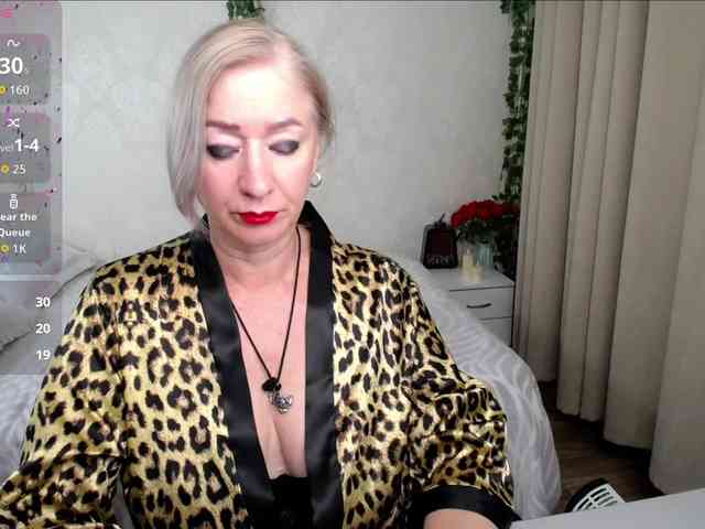 hunters-woman webcam