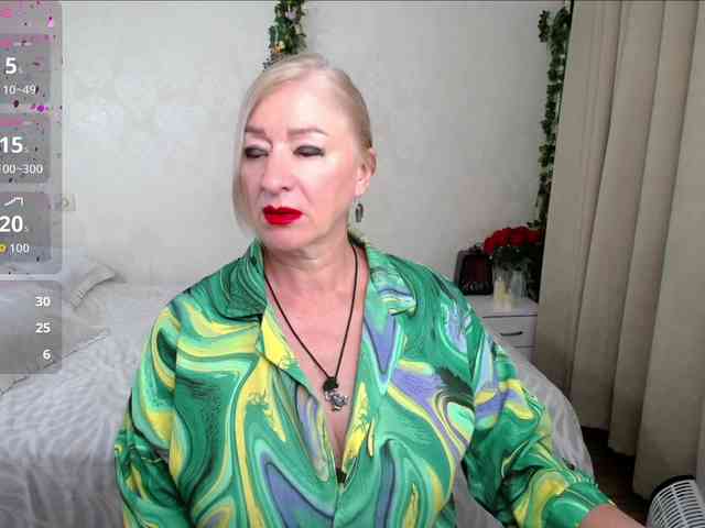 hunters-woman webcam