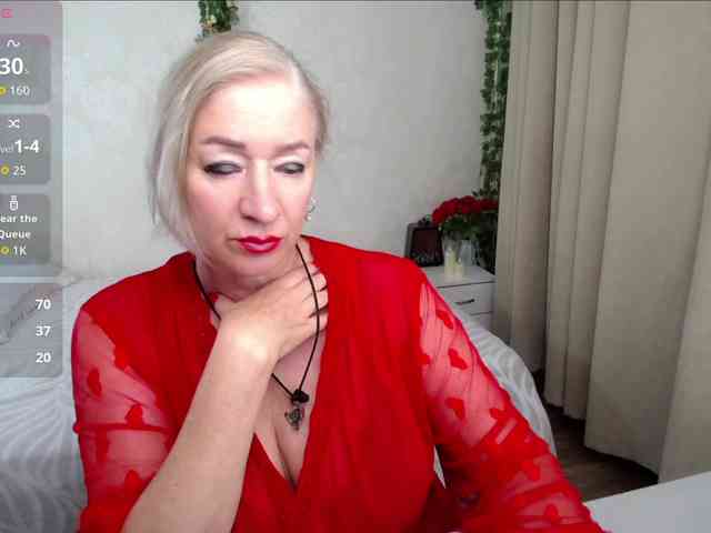 hunters-woman webcam