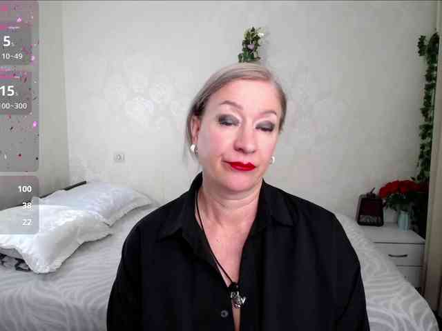 hunters-woman webcam
