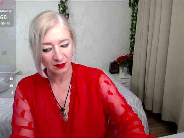 hunters-woman webcam