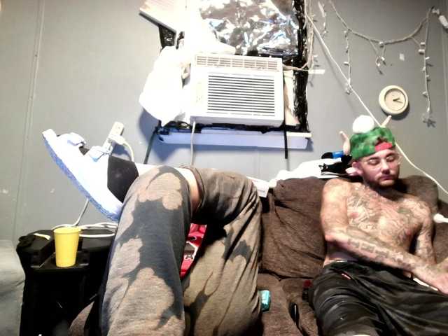 Funnyfucka4 live cam on BongaCams