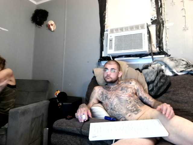 Funnyfucka4 live cam