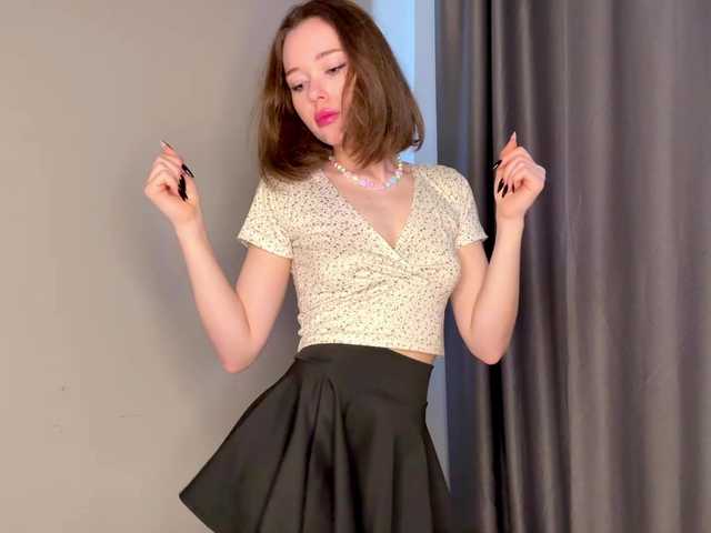 LupeVillari's BongaCams show and profile