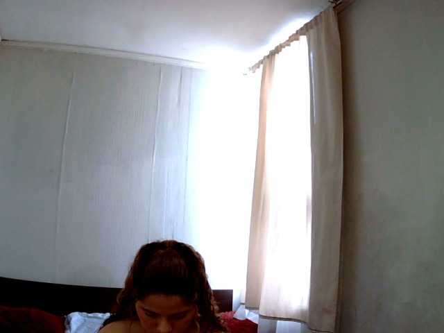 EmilyCCm live cam on BongaCams