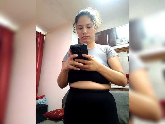 EmilyCCm live cam on BongaCams