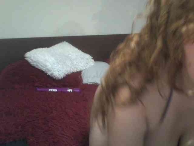 EmilyCCm webcam