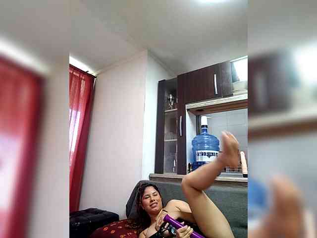 EmilyCCm webcam