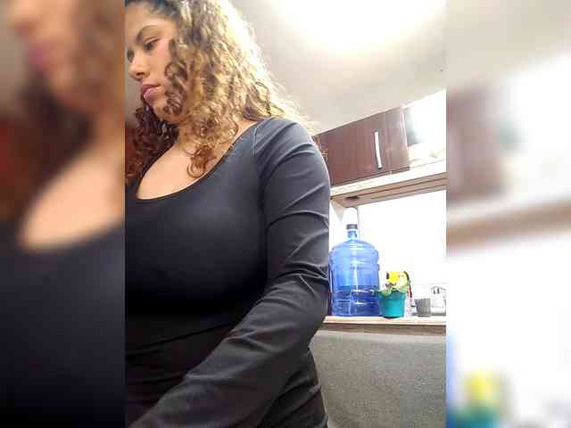 EmilyCCm webcam