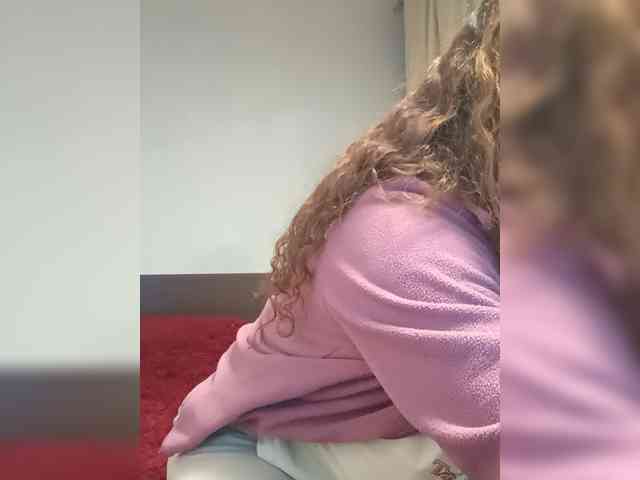 EmilyCCm webcam