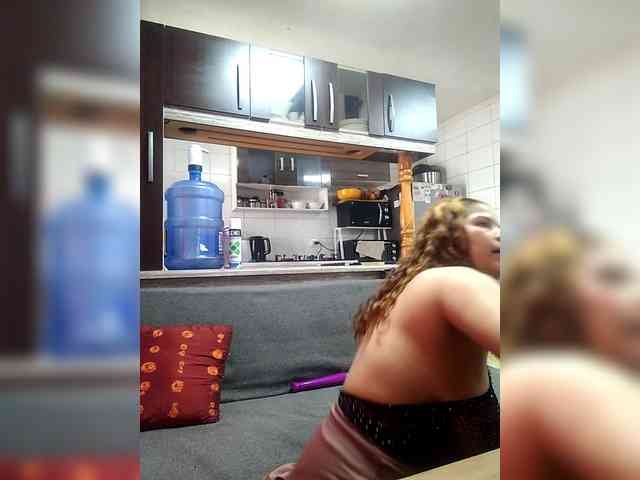 EmilyCCm webcam
