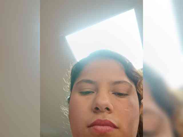 EmilyCCm webcam