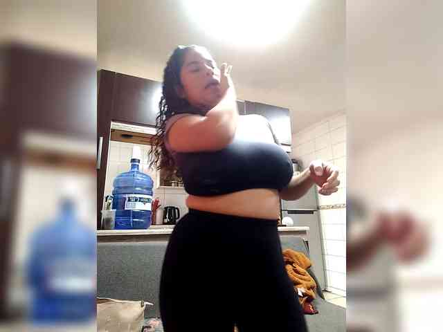 EmilyCCm webcam