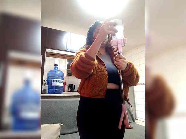EmilyCCm webcam