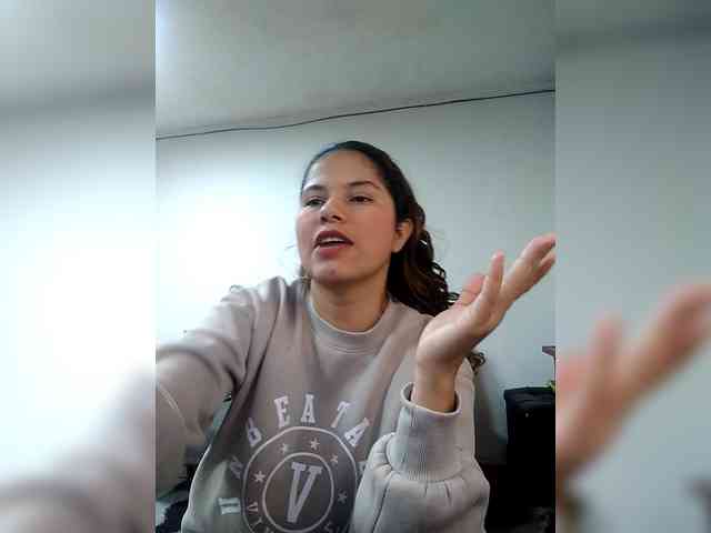 EmilyCCm webcam
