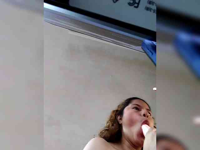 EmilyCCm webcam