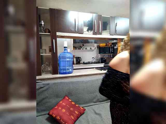 EmilyCCm webcam