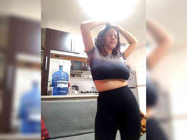 EmilyCCm webcam