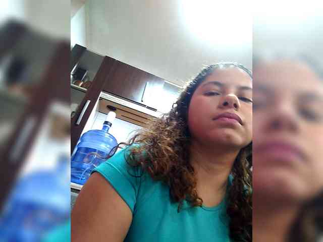 EmilyCCm webcam