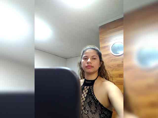 EmilyCCm webcam