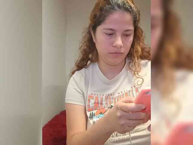 EmilyCCm webcam