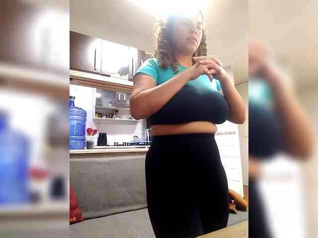 EmilyCCm webcam