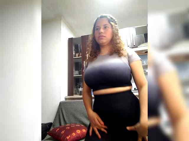 Modelo: EmilyCCm