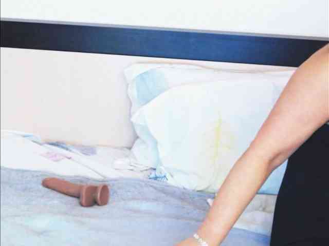 LouiseBelle webcam