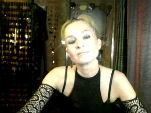 Soniadance live cam on BongaCams