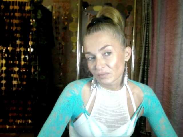 Soniadance live cam on BongaCams