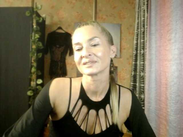 Soniadance live cam on BongaCams