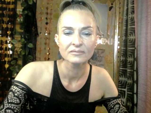 Soniadance live cam on BongaCams