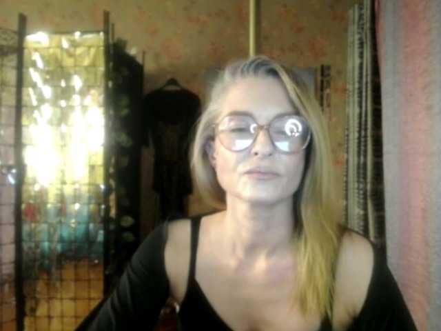 Soniadance live cam on BongaCams