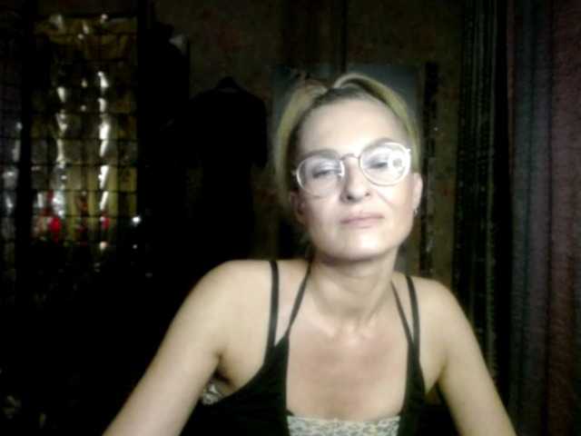 Soniadance live cam on BongaCams