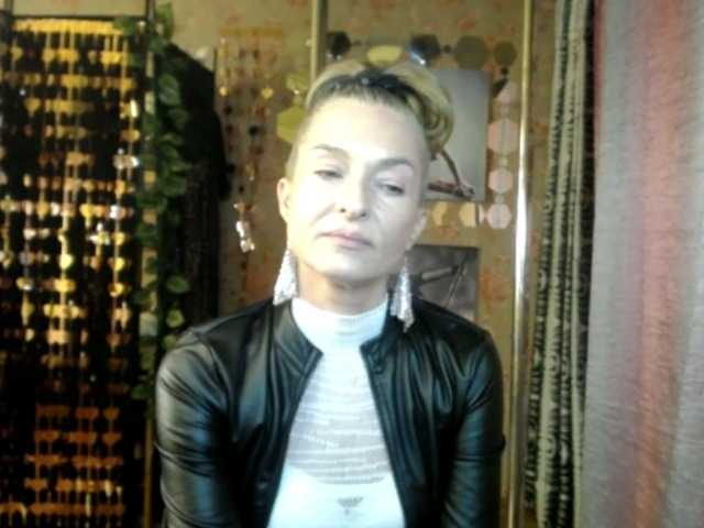 Soniadance live cam on BongaCams