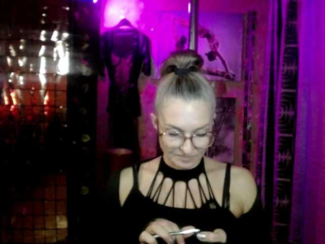 Soniadance, en directo ahora en BongaCams
