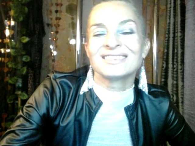 Soniadance live cam on BongaCams